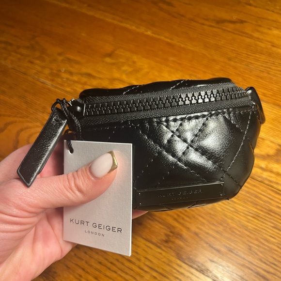 LOW START ✨NIB w/tag. Kurt Geiger Brixton Quilted Black leather Wristlet. - Picture 3 of 12